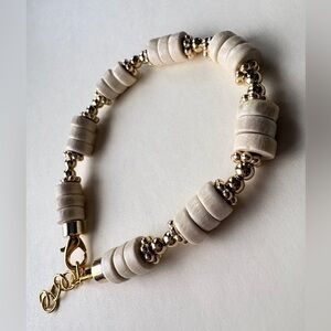 Elegant Gold and Cream Beaded Bracelet